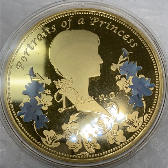 Portraits of a Princess - Picture 4 of 5